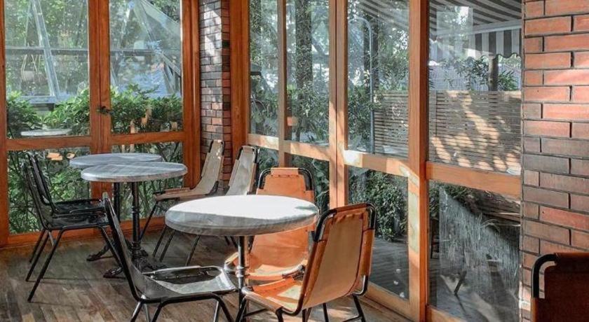 The House Tour Middletown Otel Bandung Dış mekan fotoğraf